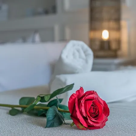 Bianca Chic - Carihuela At 300m توريمولينوس