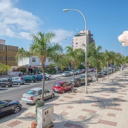 Bianca Chic - Carihuela At 300m * Torremolinos