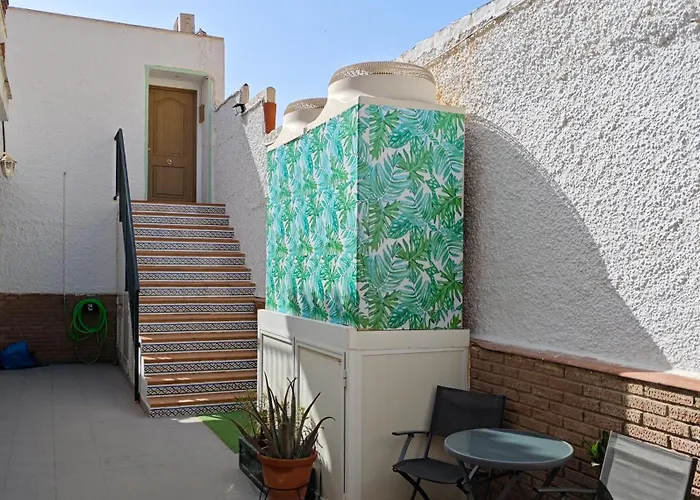 Bianca Chic - Carihuela At 300m