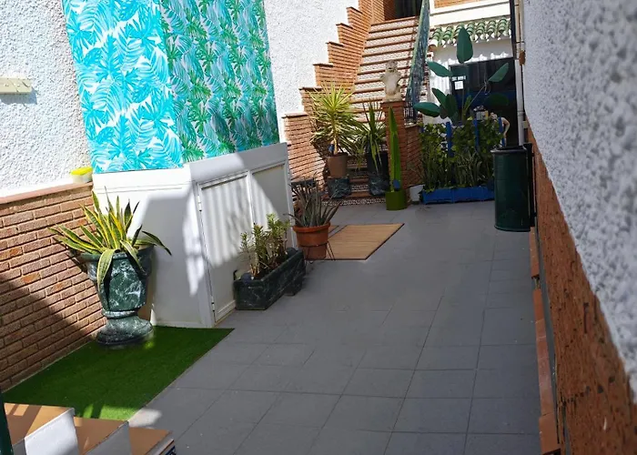 Bianca Chic - Carihuela At 300m *